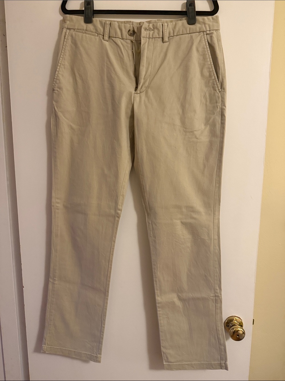 Old Navy Men’s Ultimate Straight Khaki Pants